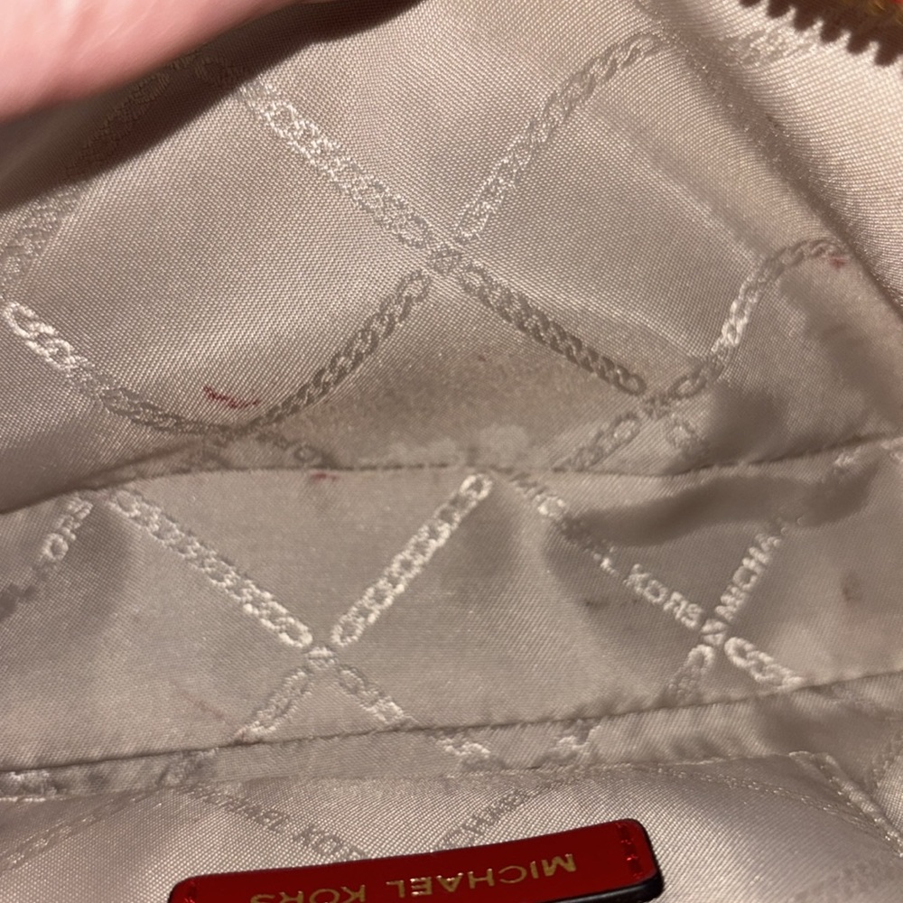 EUC❣️ MICHAEL KORS Red Studded 2 way leather camera crossbody or clutch ♥️♥️ - Picture 13 of 15